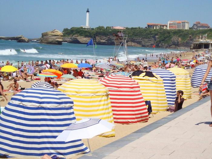 Biarritz - Immobilier - CENTURY 21 Berritzea - scène de plage