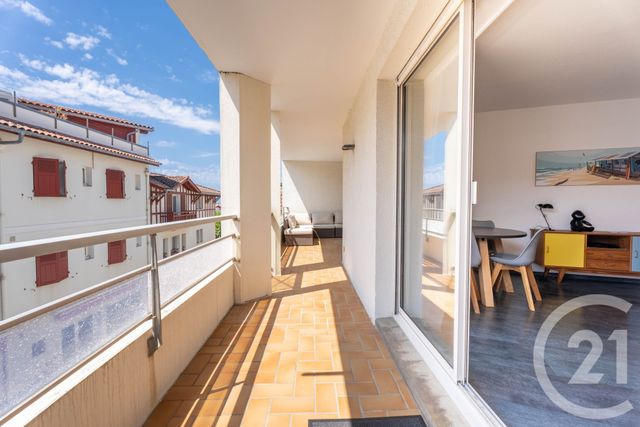 Appartement T3 à vendre - 3 pièces - 75.14 m2 - BIARRITZ - 64 - AQUITAINE - Century 21 Berritzea