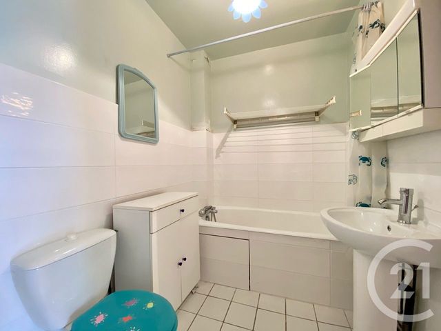 Appartement à vendre - 2 pièces - 34.8 m2 - BIARRITZ - 64 - AQUITAINE - Century 21 Sogecim Immobilier Appartement à vendre - 2 pièces - 34.8 m2 - BIARRITZ - 64 - AQUITAINE - Century 21 Sogecim Immobilier