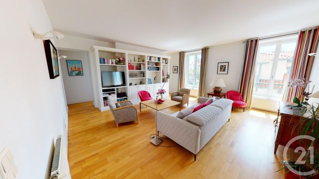 Appartement F4 à vendre - 5 pièces - 121.36 m2 - BIARRITZ - 64 - AQUITAINE - Century 21 Sogecim Immobilier Appartement F4 à vendre - 5 pièces - 121.36 m2 - BIARRITZ - 64 - AQUITAINE - Century 21 Sogecim Immobilier