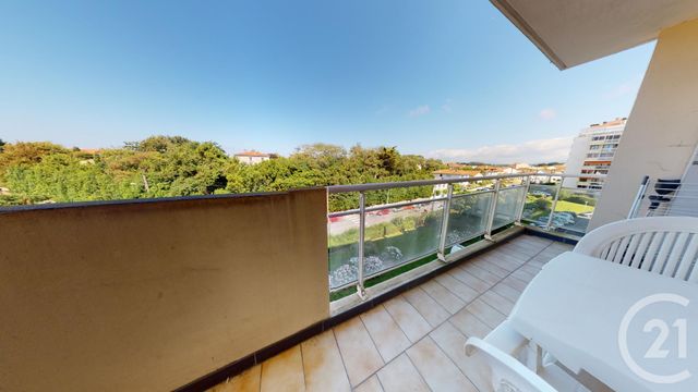 Afficher la photo en grand Appartement F2 à vendre - 2 pièces - 39.45 m2 - BIARRITZ - 64 - AQUITAINE - Century 21 Sogecim Immobilier