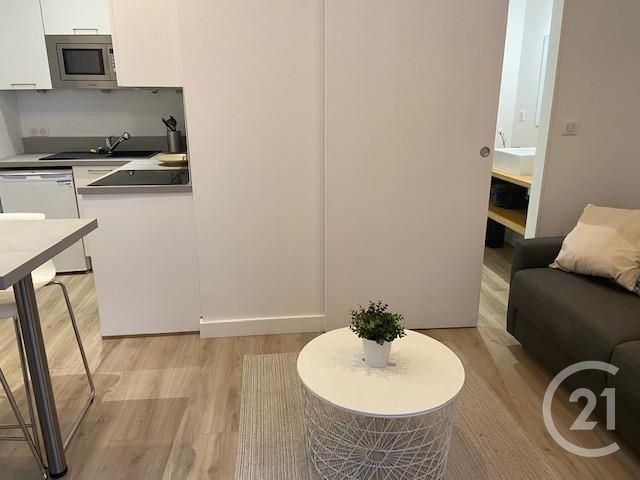 Afficher la photo en grand Appartement T1 à louer - 1 pièce - 17.08 m2 - BIARRITZ - 64 - AQUITAINE - Century 21 Sogecim Immobilier