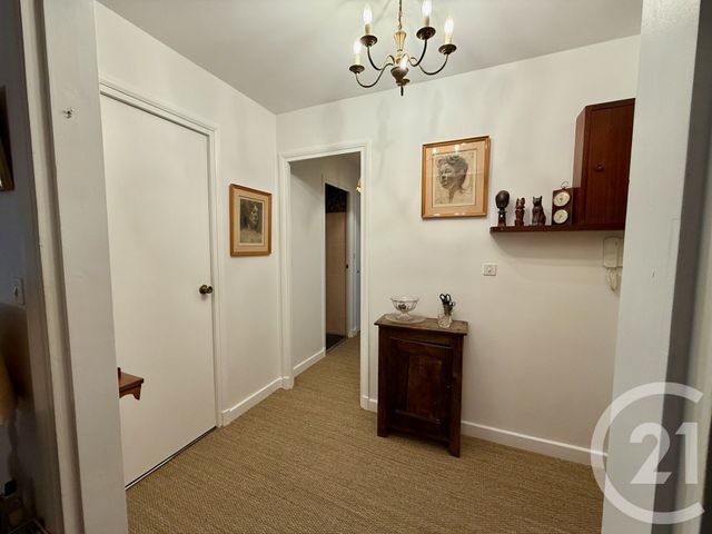 Appartement T2 à vendre - 2 pièces - 56.52 m2 - BIARRITZ - 64 - AQUITAINE - Century 21 Berritzea