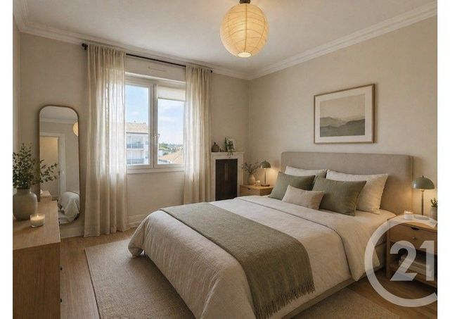Appartement T3 à vendre - 3 pièces - 92.6 m2 - BAYONNE - 64 - AQUITAINE - Century 21 Berritzea