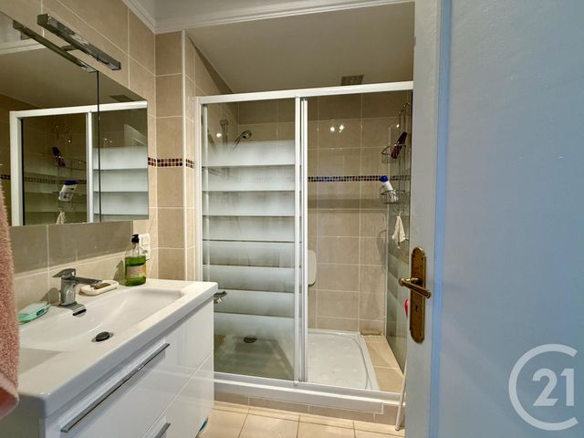 Appartement T3 à vendre - 3 pièces - 92.6 m2 - BAYONNE - 64 - AQUITAINE - Century 21 Berritzea