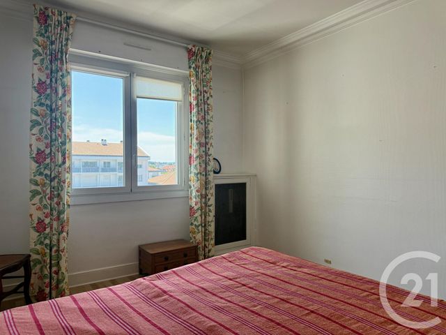 Appartement T3 à vendre - 3 pièces - 92.6 m2 - BAYONNE - 64 - AQUITAINE - Century 21 Berritzea
