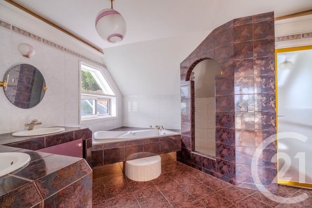 maison à vendre - 15 pièces - 478.41 m2 - ST DENIS - 974 - REUNION - Century 21 Berritzea