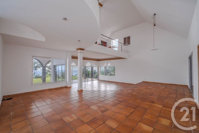 maison à vendre - 15 pièces - 478.41 m2 - ST DENIS - 974 - REUNION - Century 21 Berritzea
