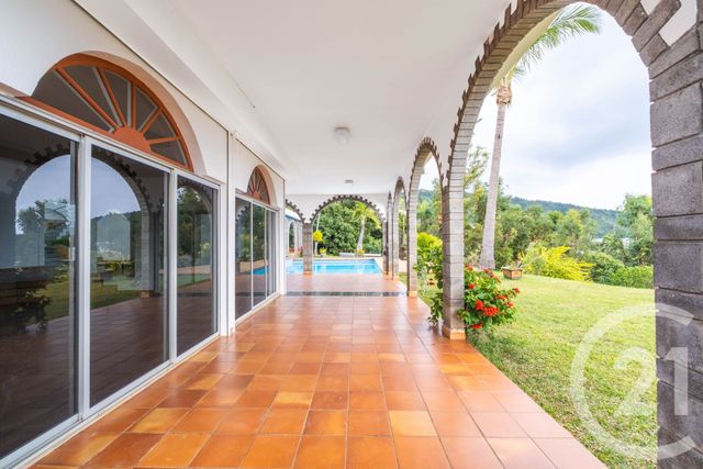 maison à vendre - 15 pièces - 478.41 m2 - ST DENIS - 974 - REUNION - Century 21 Berritzea
