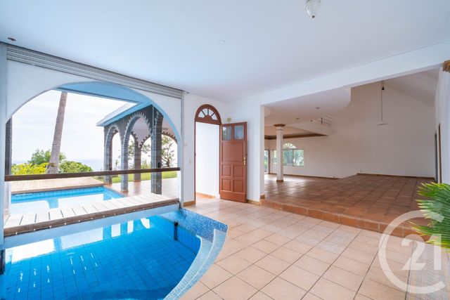 maison à vendre - 15 pièces - 478.41 m2 - ST DENIS - 974 - REUNION - Century 21 Berritzea