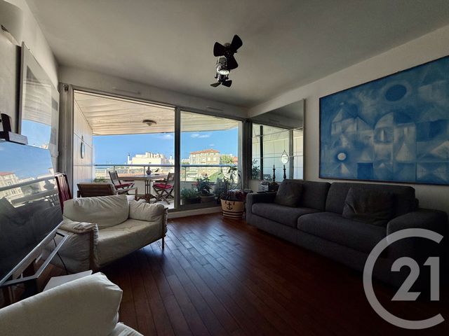 Afficher la photo en grand Appartement Studio à vendre - 1 pièce - 28.93 m2 - BIARRITZ - 64 - AQUITAINE - Century 21 Berritzea