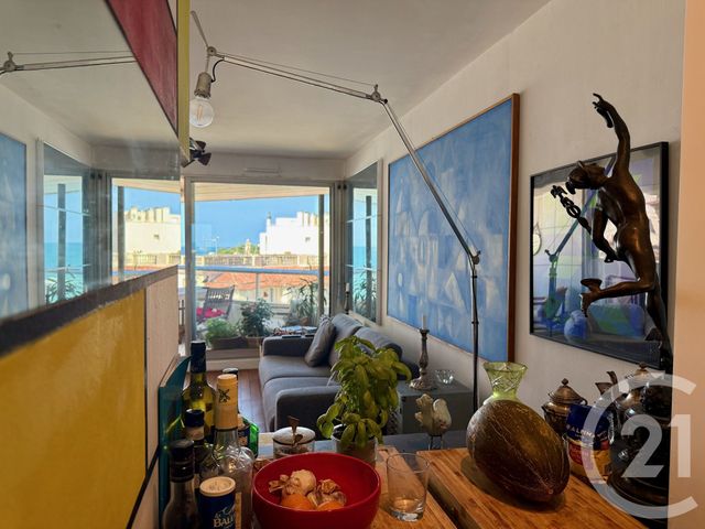 Afficher la photo en grand Appartement Studio à vendre - 1 pièce - 28.93 m2 - BIARRITZ - 64 - AQUITAINE - Century 21 Berritzea