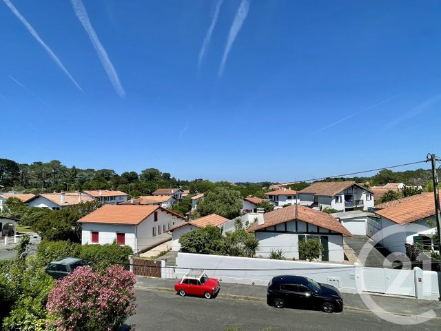 Appartement T2 à vendre - 2 pièces - 44.6 m2 - BIDART - 64 - AQUITAINE - Century 21 Berritzea
