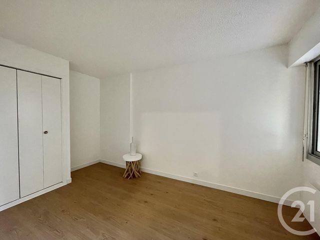 Afficher la photo en grand Appartement T2 à vendre - 2 pièces - 49.97 m2 - BIARRITZ - 64 - AQUITAINE - Century 21 Berritzea