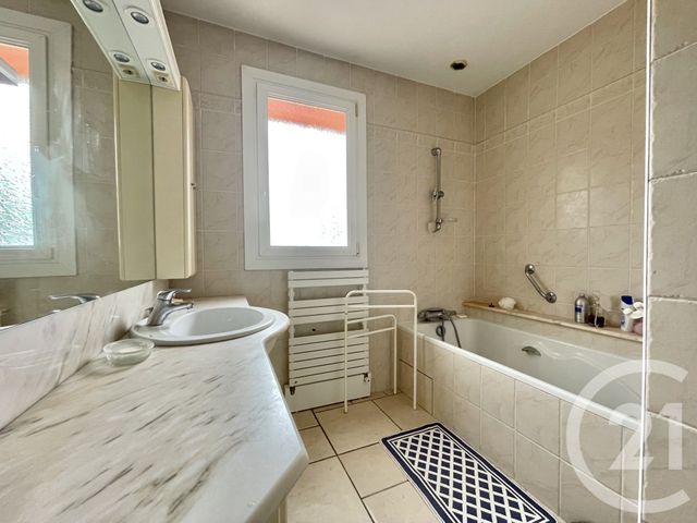 maison à vendre - 7 pièces - 214.66 m2 - BIARRITZ - 64 - AQUITAINE - Century 21 Berritzea