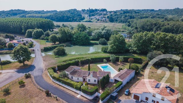 maison à vendre - 6 pièces - 177.0 m2 - LAHONCE - 64 - AQUITAINE - Century 21 Berritzea