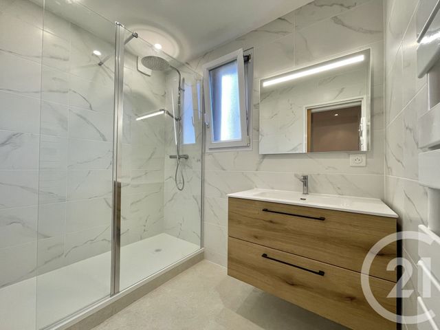 Appartement T3 à vendre - 3 pièces - 69.09 m2 - ANGLET - 64 - AQUITAINE - Century 21 Berritzea