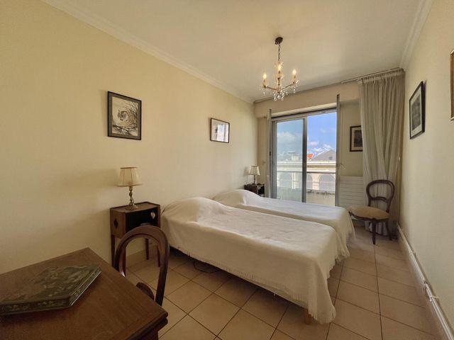 Appartement F3 à vendre - 3 pièces - 98.21 m2 - BIARRITZ - 64 - AQUITAINE - Century 21 Berritzea