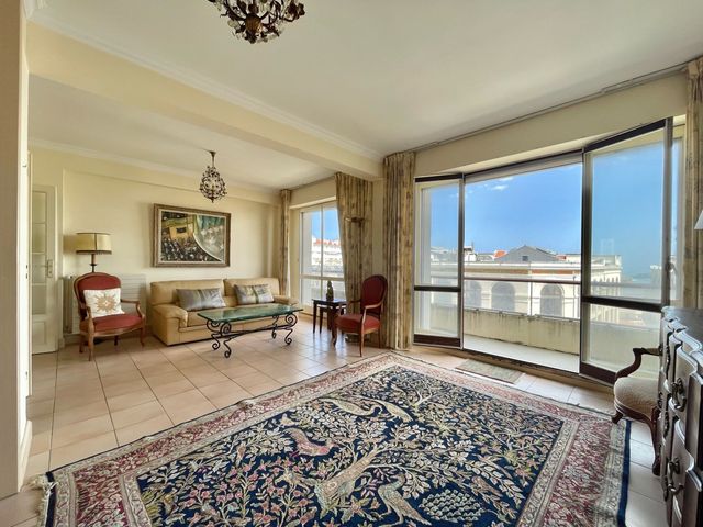 Appartement F3 à vendre - 3 pièces - 98.21 m2 - BIARRITZ - 64 - AQUITAINE - Century 21 Berritzea