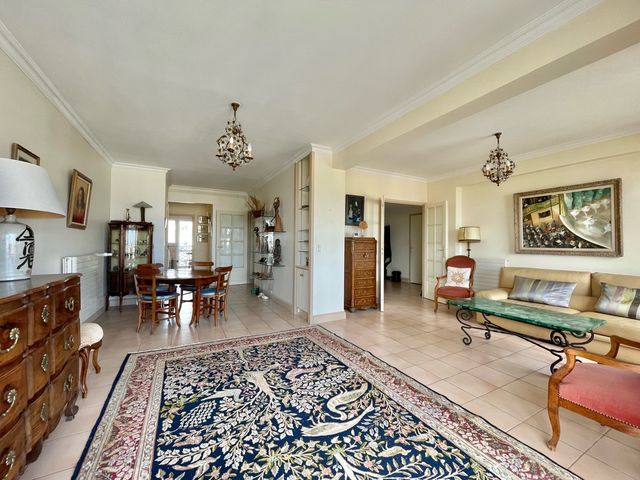 Appartement F3 à vendre - 3 pièces - 98.21 m2 - BIARRITZ - 64 - AQUITAINE - Century 21 Berritzea