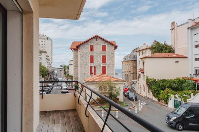 Appartement T4 à vendre - 4 pièces - 124.6 m2 - BIARRITZ - 64 - AQUITAINE - Century 21 Berritzea