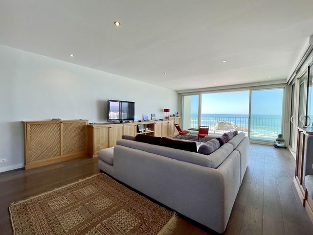 Appartement F4 à vendre - 4 pièces - 109.01 m2 - BIARRITZ - 64 - AQUITAINE - Century 21 Berritzea