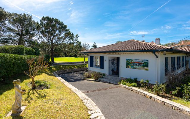maison à vendre - 10 pièces - 213.26 m2 - ANGLET - 64 - AQUITAINE - Century 21 Berritzea