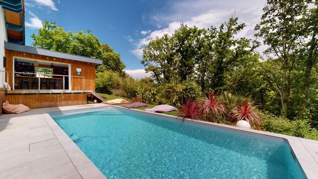 maison à vendre - 6 pièces - 218.83 m2 - ARBONNE - 64 - AQUITAINE - Century 21 Berritzea