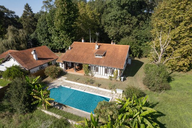 maison à vendre - 8 pièces - 208.0 m2 - SAUBION - 40 - AQUITAINE - Century 21 Berritzea