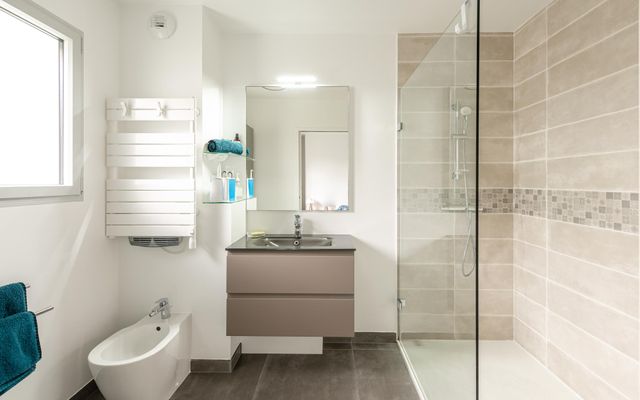 Afficher la photo en grand Appartement F4 à vendre - 4 pièces - 143.45 m2 - BIARRITZ - 64 - AQUITAINE - Century 21 Berritzea