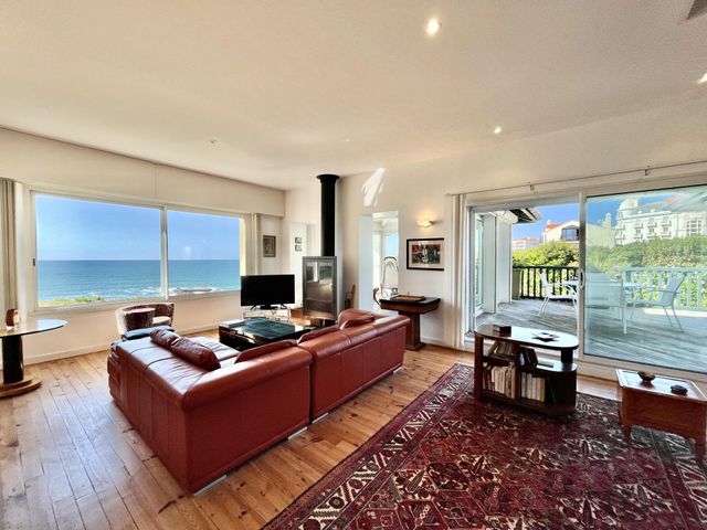 Appartement T3 à vendre - 3 pièces - 145.03 m2 - BIARRITZ - 64 - AQUITAINE - Century 21 Berritzea