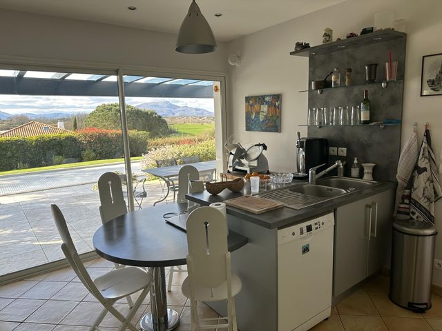 maison à vendre - 6 pièces - 234.0 m2 - ARBONNE - 64 - AQUITAINE - Century 21 Berritzea