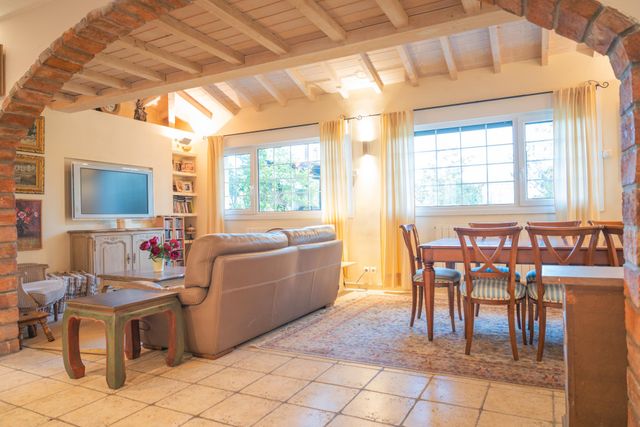 Afficher la photo en grand maison à vendre - 6 pièces - 191.85 m2 - BAYONNE - 64 - AQUITAINE - Century 21 Berritzea