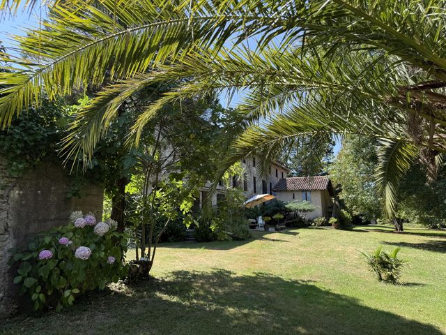 maison à vendre - 20 pièces - 660.0 m2 - URT - 64 - AQUITAINE - Century 21 Berritzea