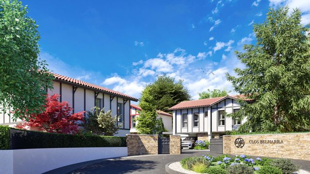 maison à vendre - 6 pièces - 171.3 m2 - ANGLET - 64 - AQUITAINE - Century 21 Berritzea