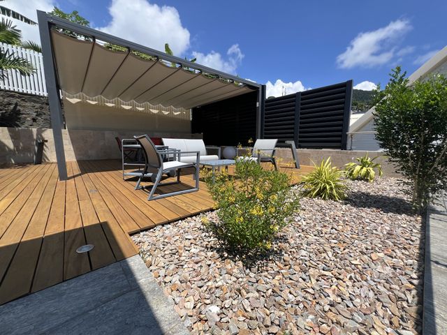 maison à vendre - 7 pièces - 351.2 m2 - ST DENIS - 974 - REUNION - Century 21 Berritzea