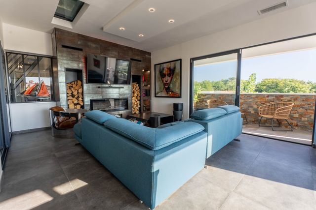 Appartement T6 à vendre - 6 pièces - 152.5 m2 - BIARRITZ - 64 - AQUITAINE - Century 21 Berritzea