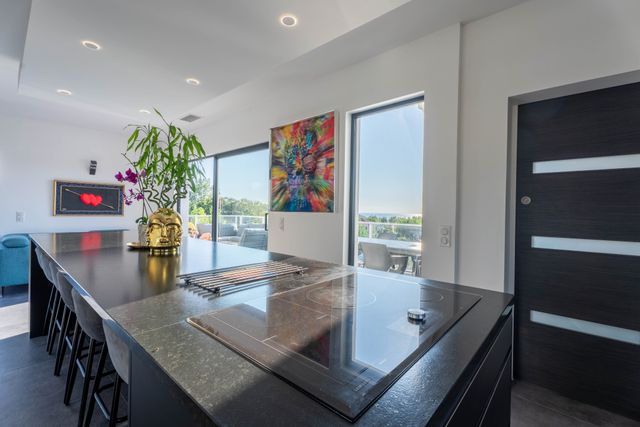 Appartement T6 à vendre - 6 pièces - 152.5 m2 - BIARRITZ - 64 - AQUITAINE - Century 21 Berritzea