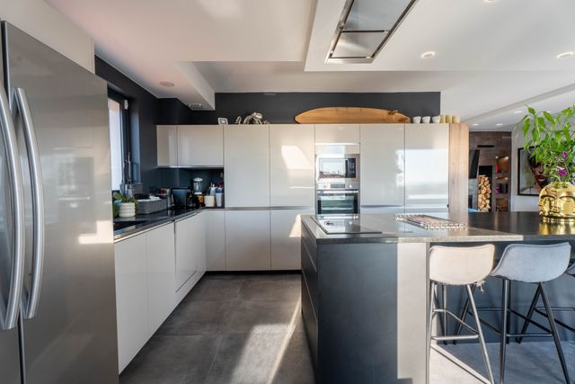Appartement T6 à vendre - 6 pièces - 152.5 m2 - BIARRITZ - 64 - AQUITAINE - Century 21 Berritzea