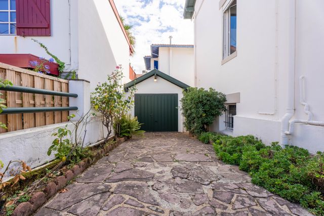 maison à vendre - 6 pièces - 136.0 m2 - BIARRITZ - 64 - AQUITAINE - Century 21 Berritzea